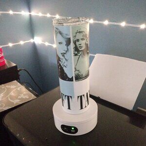 Glow In Dark (T aylor Swift) Hot/Cold Drink Holder